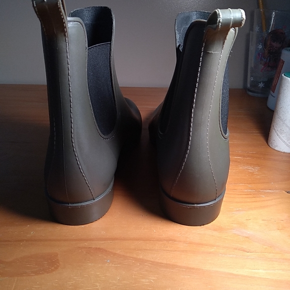 Storm by Cougar Green Rain Boots Womens SZ 10 Waterproof - Picture 6 of 8